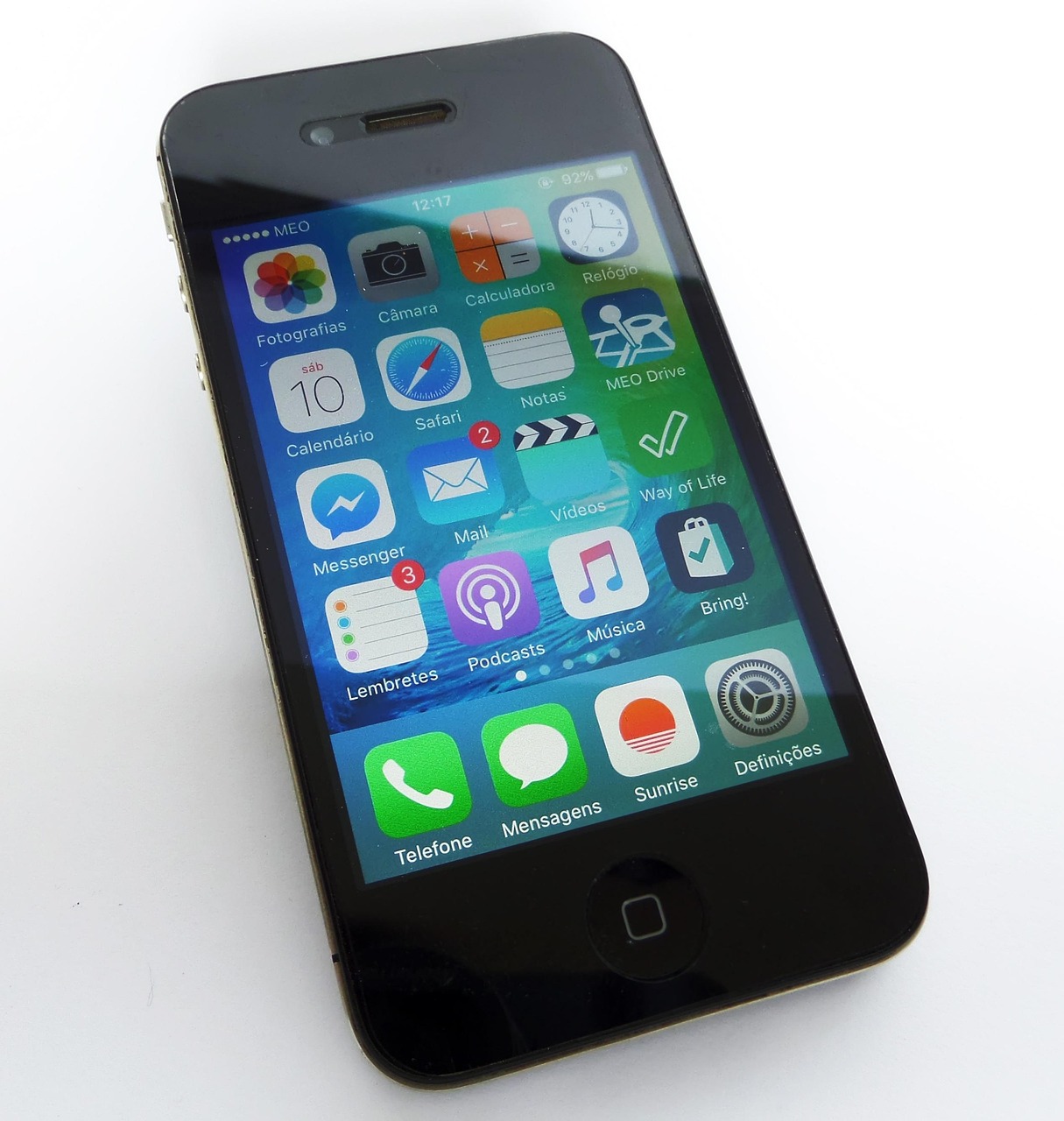 苹果最新产品，iPhone 15系列手机报价及特性解析